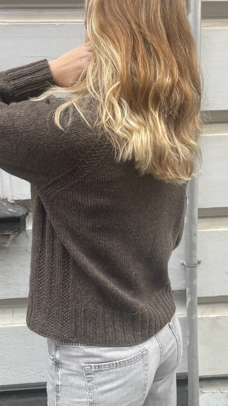 Strikkeopskrift Fox Sweater Adult 19