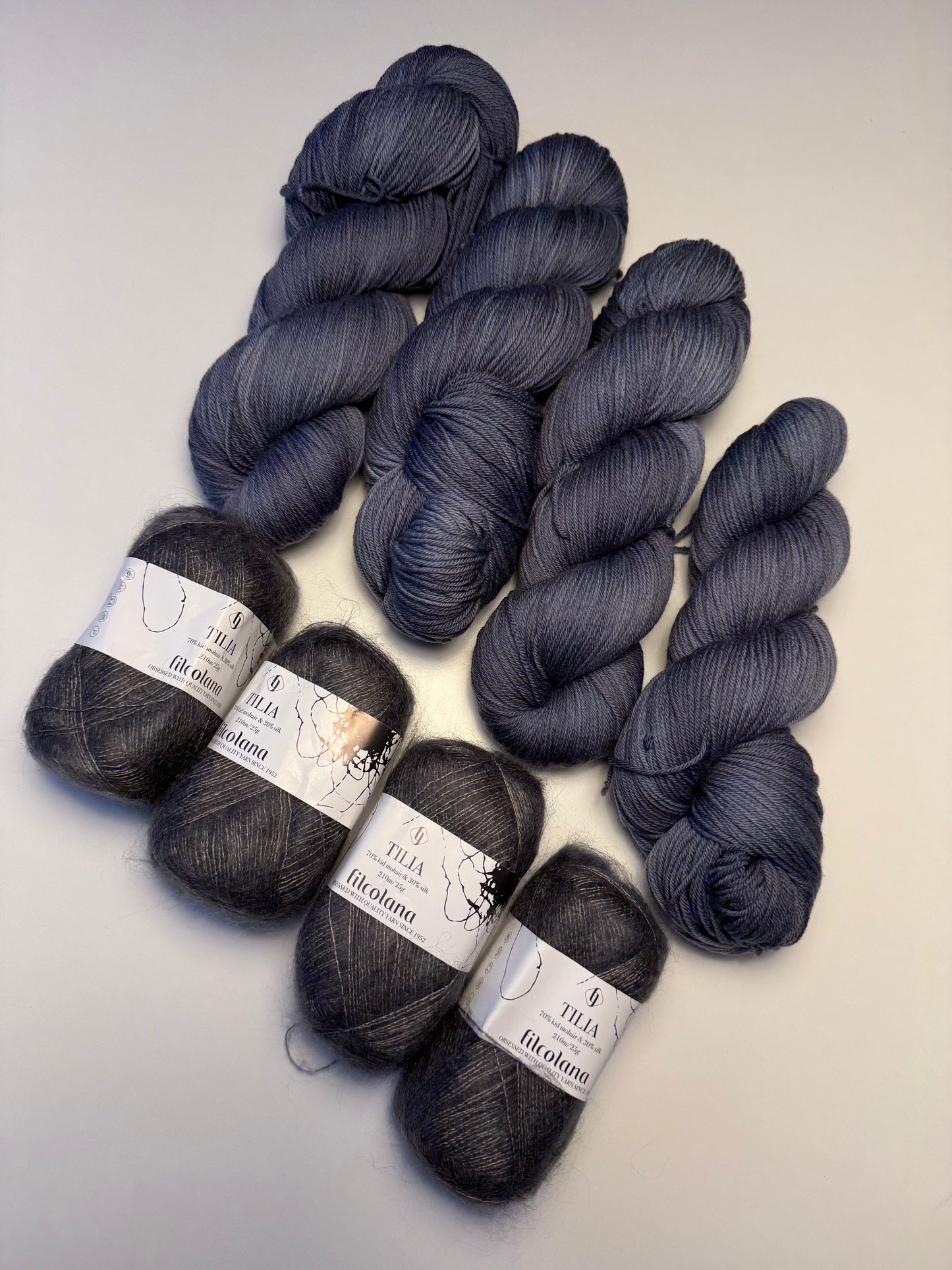 Strikkekit Sweater Adult - håndfarvet garn + Filcolana Tilia (gratis opskrift)