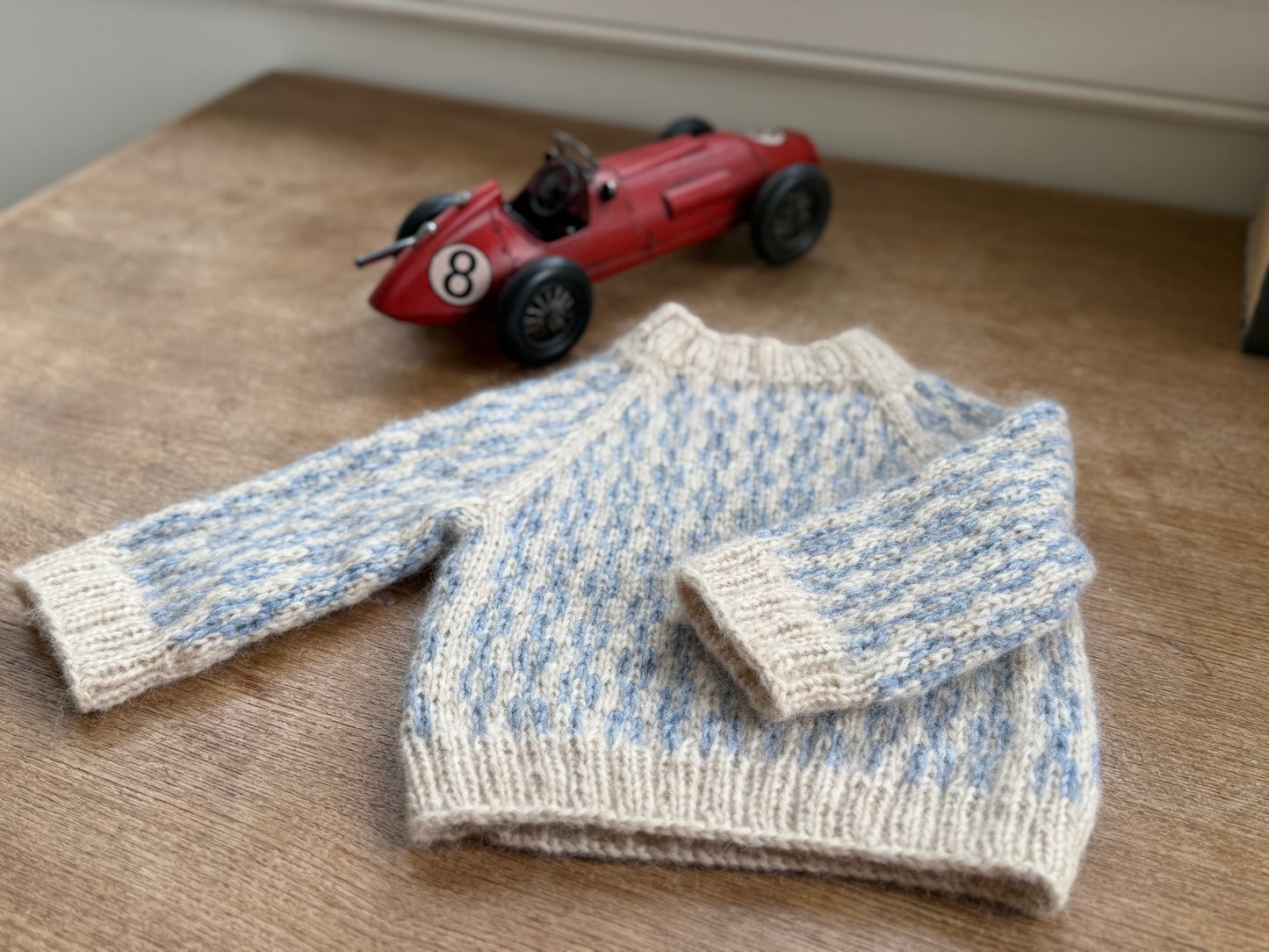 Sliding Chains Sweater Kids